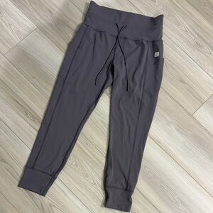 Vuori pocket daily leggings- short